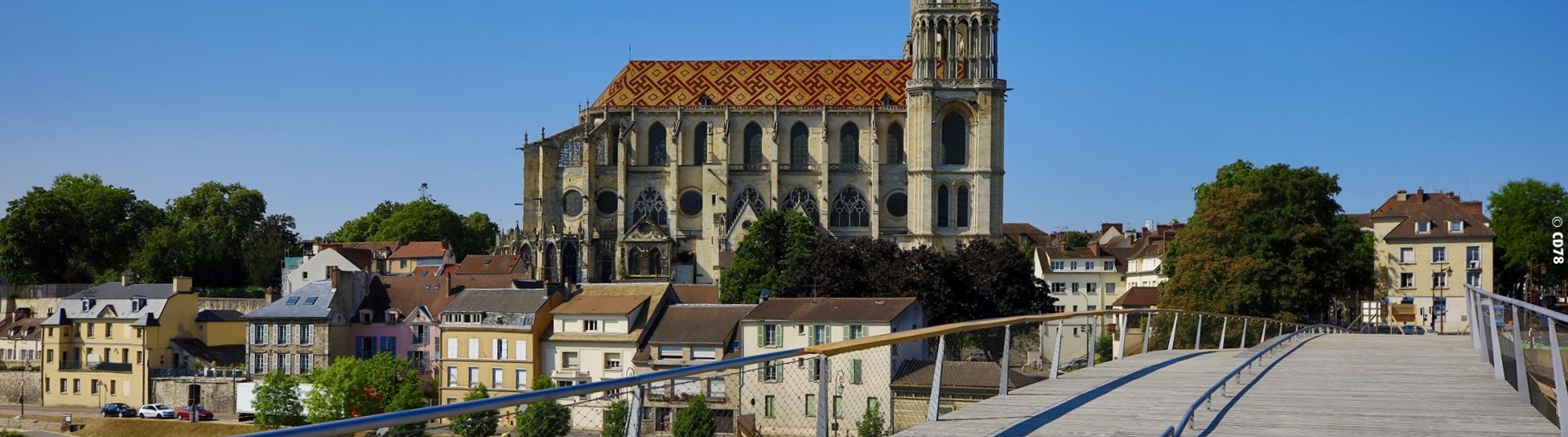 VILLE DE MANTES LA JOLIE